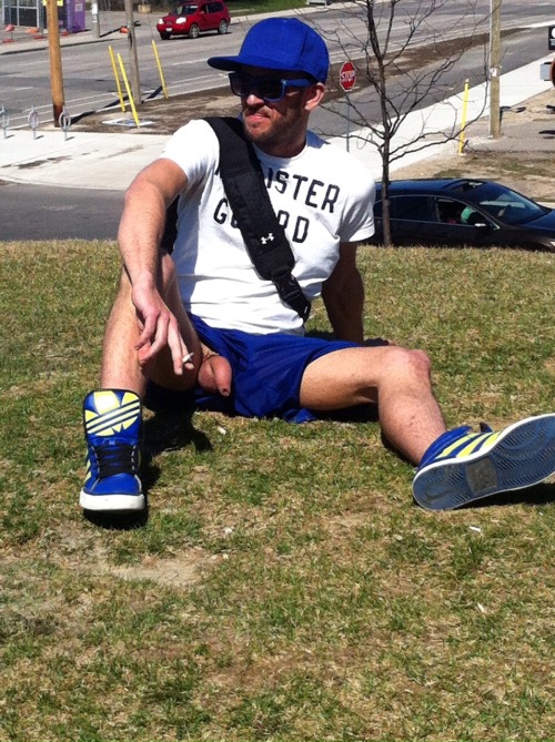 yoloswagto:  Freeballin'’ around town…