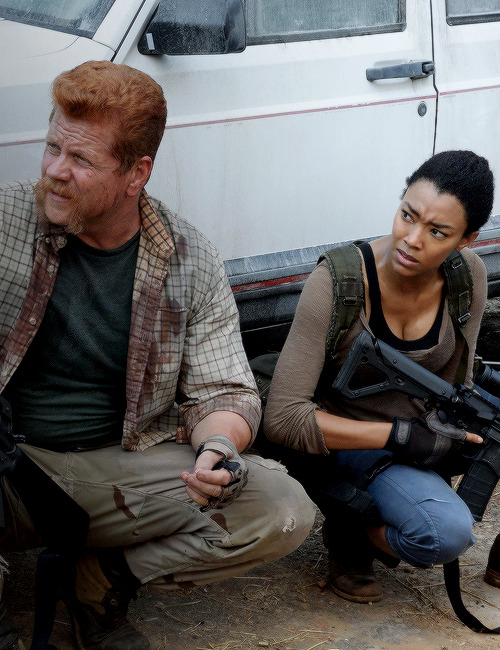 dailytwdcast:  Sasha and Abraham in ‘The Walking Dead’ Season 6 Episode 6 Always
