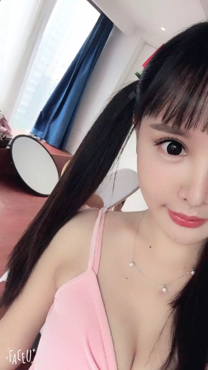 xizi199108: 贵阳00后，童颜巨乳 堕落人间的天使 需要的私