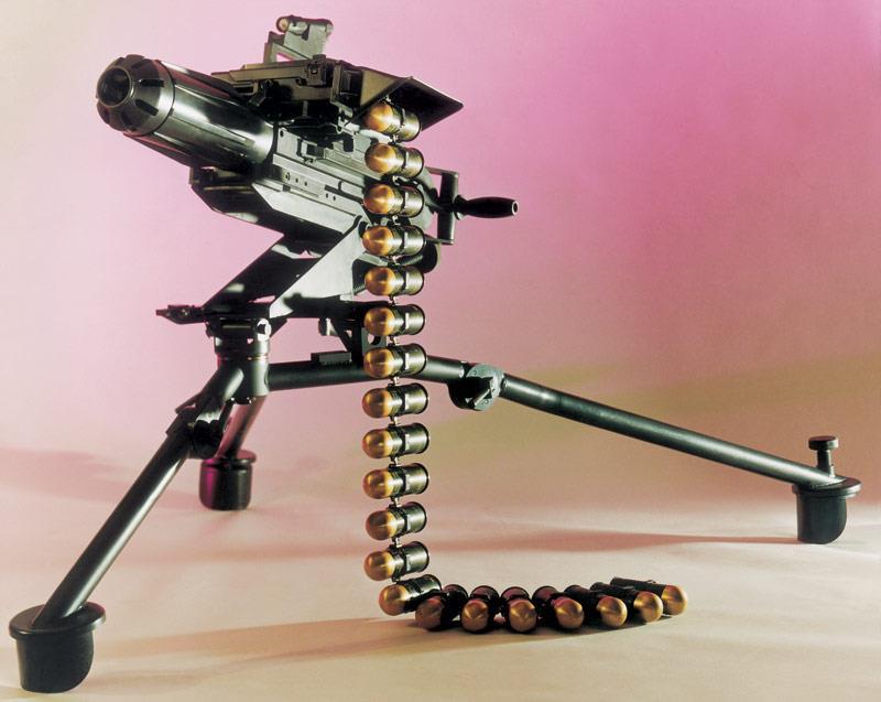 gunsngear:  40mm Automatic Grenade Launcher (Denel defense systems)