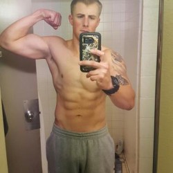 Jessiemcgraves:  Sexy Us Marine Part 1 If You Have Any Requests Head Over To Whytry2Fight