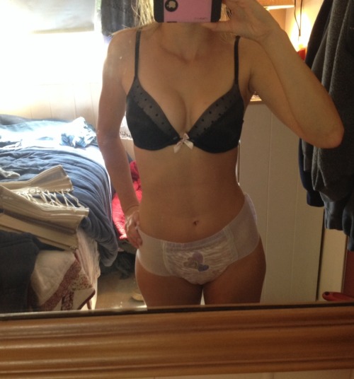 diaper-and-other-stuff: lilglorygurl: Dressed and ready for the day #daddy’s rules #tight lace