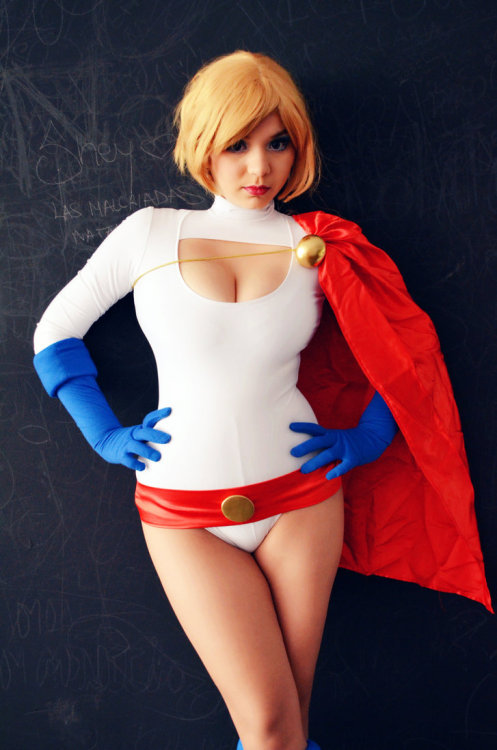 bedtime-cstv - Power Girl - Justice LeagueFor more follow...