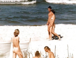 truly-nude-beach:  More nudism pics