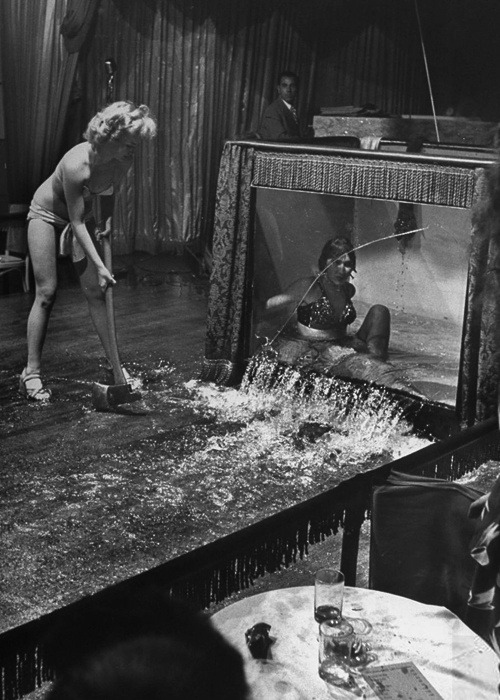  Stripper Evangeline Sylvas angrily breaking the water tank being used by a fellow