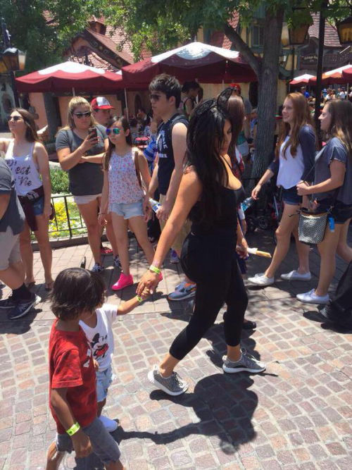 kimkardashianfashionstyle:    June 15, 2015 - Kim Kardashian celebrating North’s 2nd Birthday at Disneyland.   