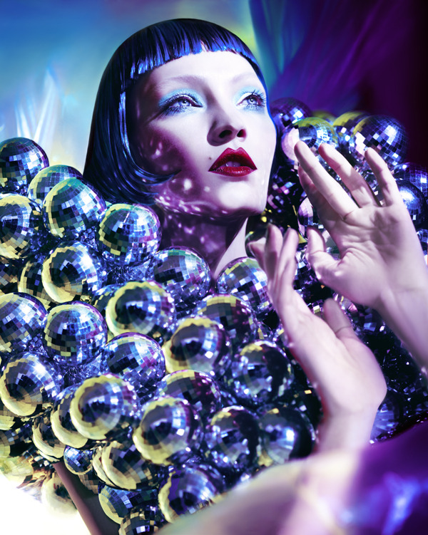 hypeglam:  HOKKUS POKUS FOR 74 MAGAZINE Photographer: Elizaveta Porodina  Model: