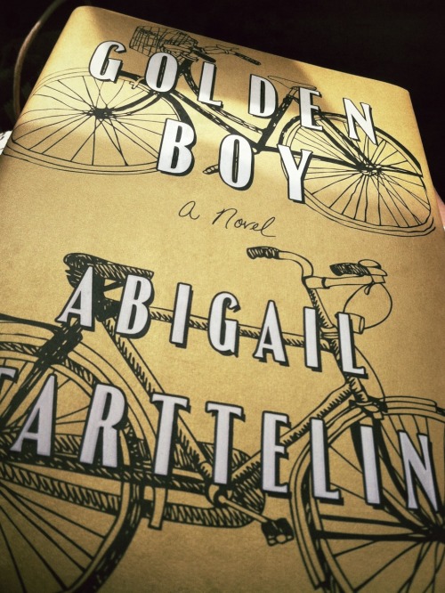 oldfashionedsummer:
“ New summer read :)
”
Yay!!