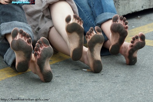 Here we go with the first issue of our traditional “WINTER BAREFOOTING SPECIALS”.. starring a dirty-soled trio (ANNIKA, COBY, IRIE), a dirty-soled duo (LUCE & STELLA) and a gorgeous lonely barefoot beauty (UMA)!3 PHOTOSETS in this