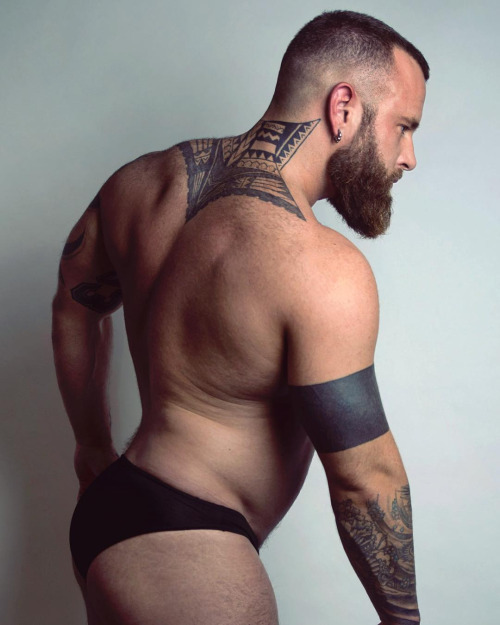 Kinky Beards