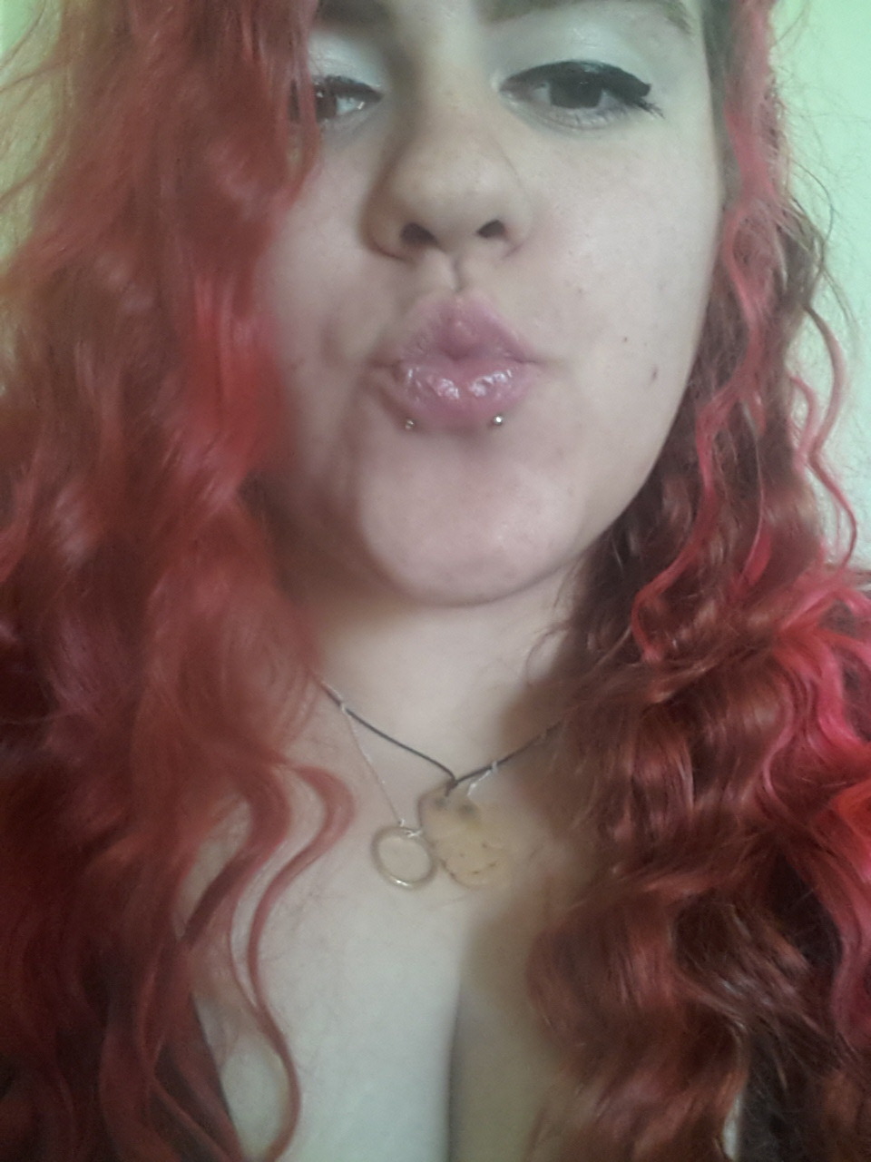 I was tagged by hellokarajoi for 6 selfies of 2014. Here they are! :) I’m tagging