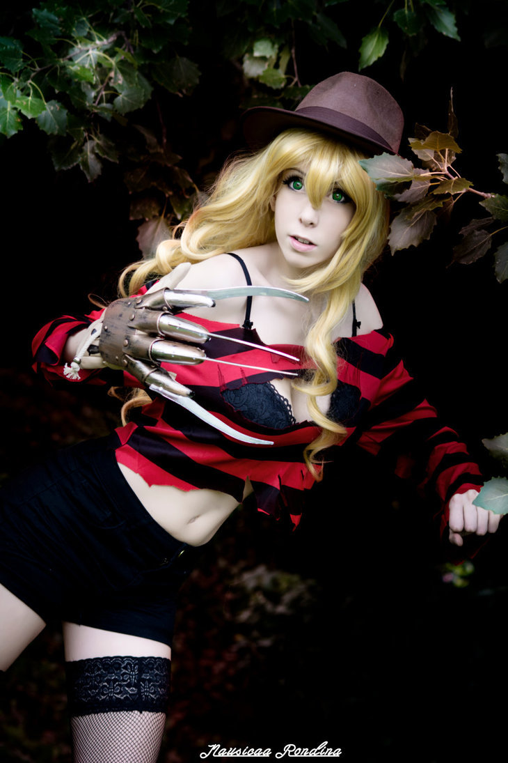 sexynerdgirls:  Freddy Krueger by Nausicaaink 