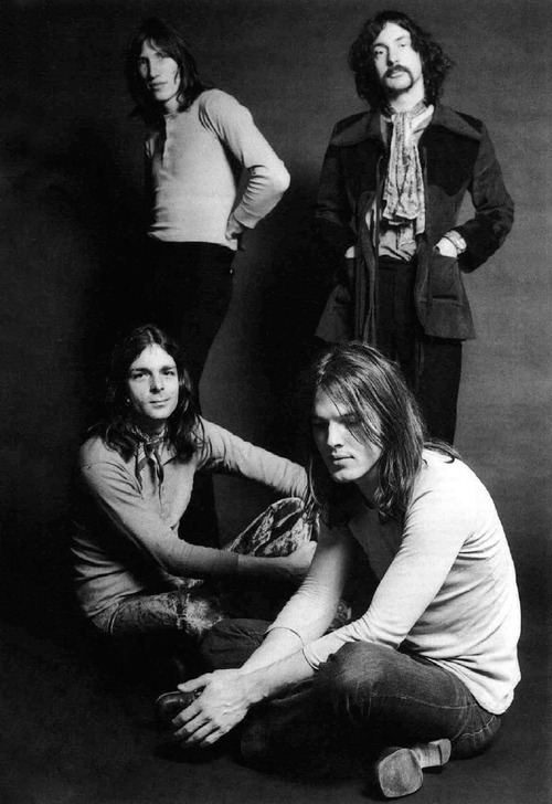 galo-71:  PINK FLOYD 