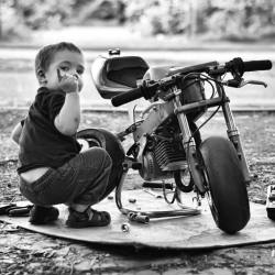 caferacersofinstagram:  Start them young.