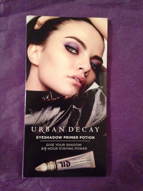 kartari:kartari:my first giveaway was fun so im hosting a second one yaywhats in it:five urban decay