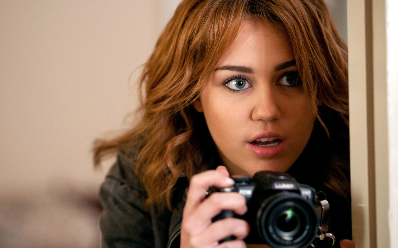 Miley cyrus so undercover