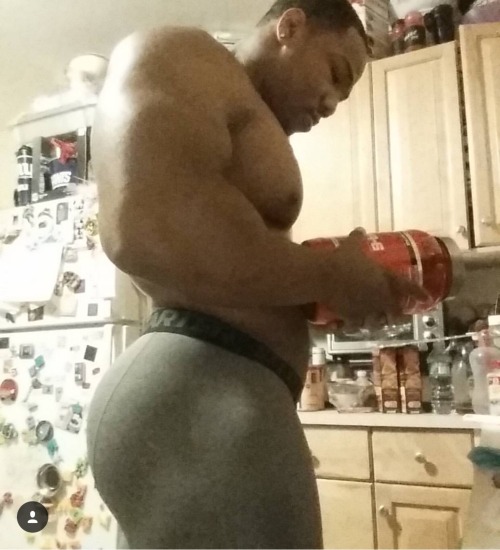 dyck4days:  Submit athlete Kik names Dyck4days.tumblr.com
