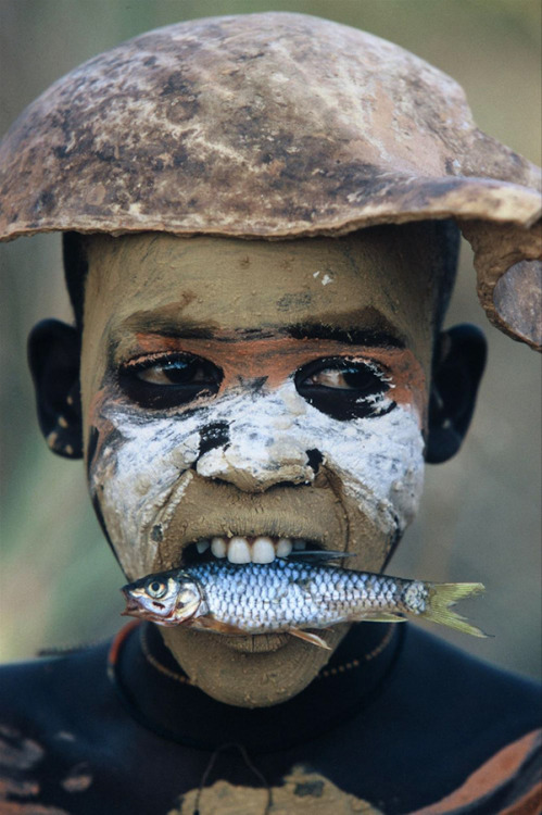fotojournalismus:  Hans Silvester (via likeafieldmouse)