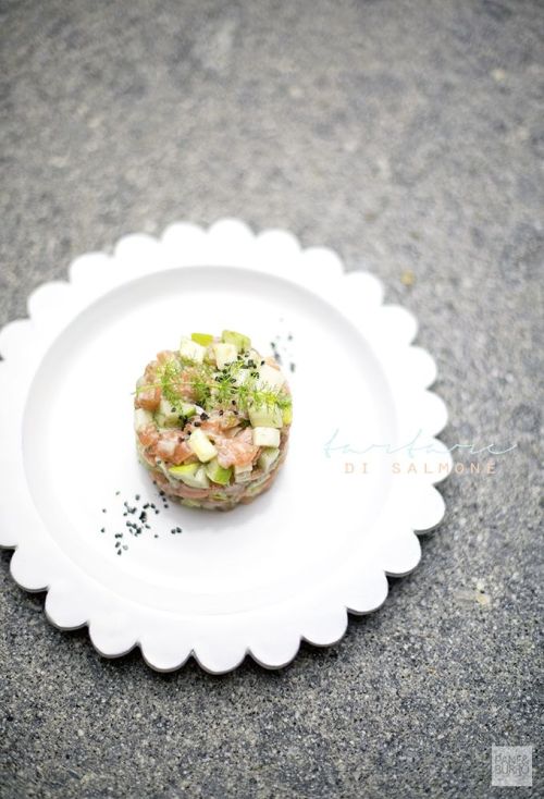 intensefoodcravings:  Salmon Tartare with Fennel, Green Apple and Dill | Pane &amp; Burro