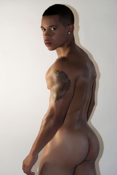 babiboi07:  http://babiboi07.tumblr.com