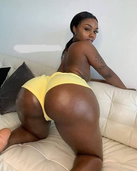 lindatoy: Lawd how mercy Very, Very, Nice!! Pretty brown round