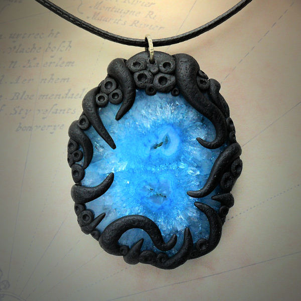 lindsaylately:  cthulhu-jewellery:My tentacled agate and labradorite necklaces http://www.cthulhujewellery.com