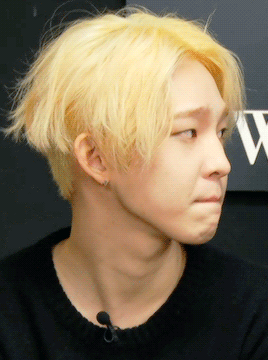 giribyo: blonde hair n cute facial expressions ♡