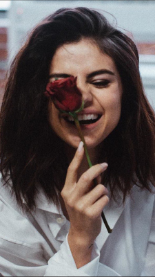 Selena Gomez Wallpapers Tumblr