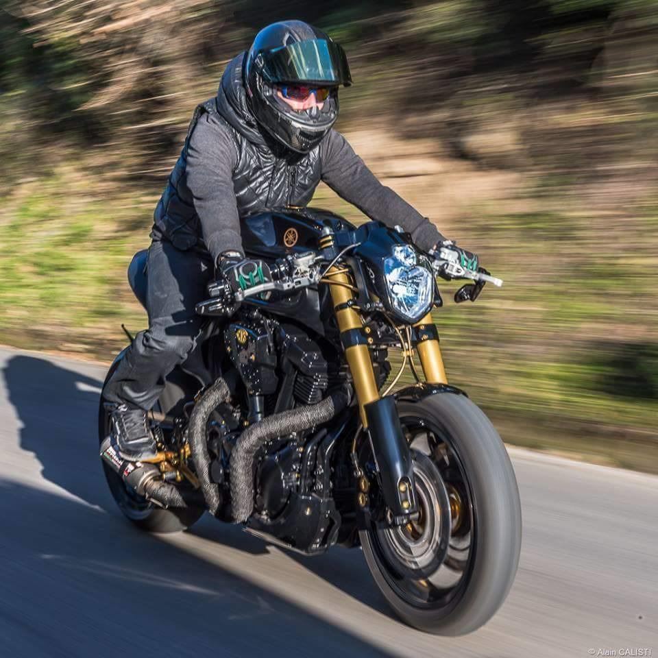 РњРў 01 Cafe Racer