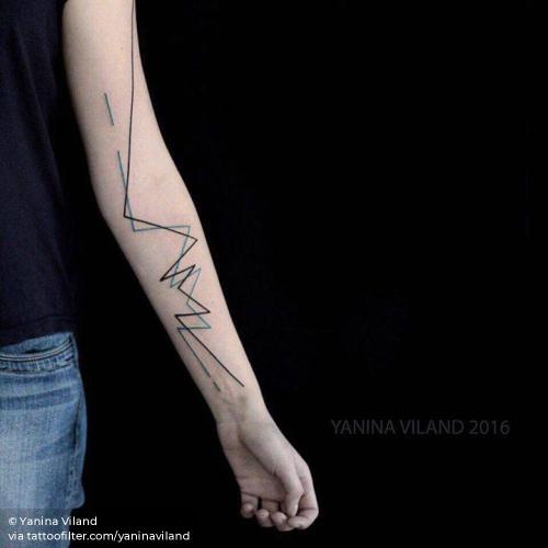 By Yanina Viland, done in Curitiba. http://ttoo.co/p/36194 arm;big;facebook;geometric shape;line art;line;minimalist;twitter;yaninaviland