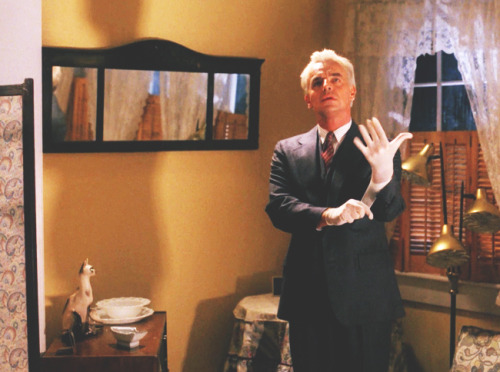 beep-beep-ritchie: Twin Peaks S2 Ep7 - The Palmer Residence