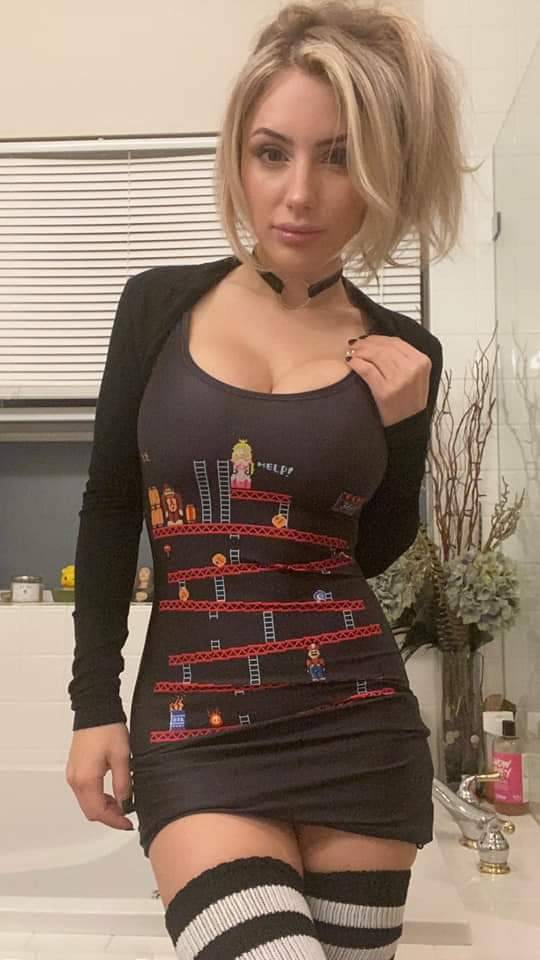 sexygirlsinsexydresses: