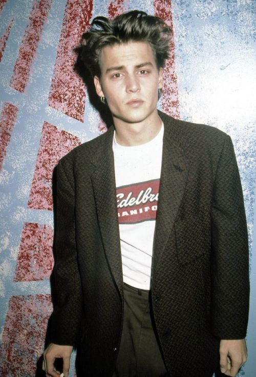 80sdepp: Johnny Depp, 1987 adult photos