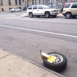 massansf:  “Oh you’re gonna give me a boot?! Ok I’ll just take off the wheel and throw on my spare and bounce!” #brooklyn #boot #out_riding_around 