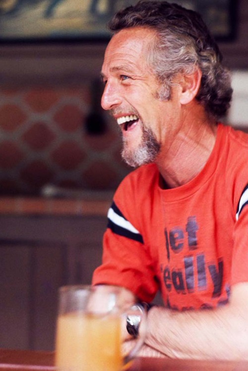 magsam: Paul Newman wearing a “Get Really Stoned: Drink Wet Cement” shirt, 1981
