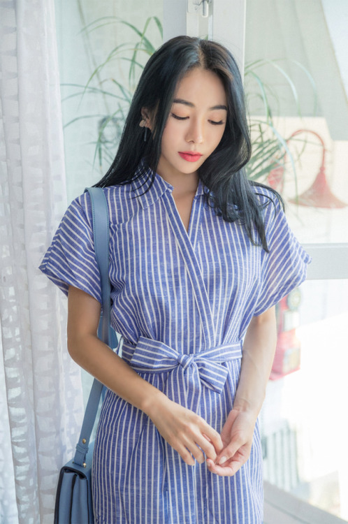 korean-dreams-girls:    An Seo Rin - June 30, 2017 Set   