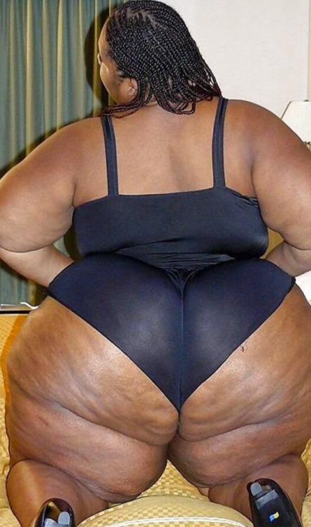 http://supersizebbw.tumblr.com/post/107008966662