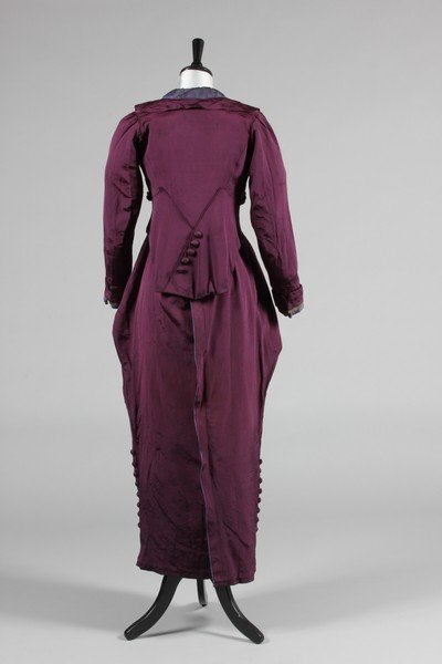 fripperiesandfobs:  Drécoll suit ca. 1911-14 From Kerry Taylor Auctions via Live Auctioneers