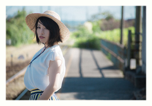  title: 夏休みが終わるとき。(When the summer vacation ends.) model:このゑ(Konoe)twitter:@konoichi_toinstagram:@ko