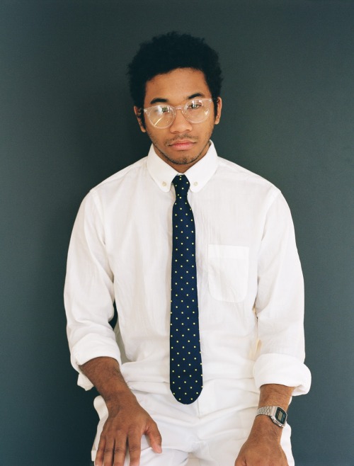  Toro Y Moi 