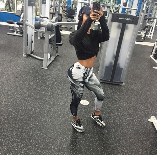 Leggings, Yoga Pants, tights.