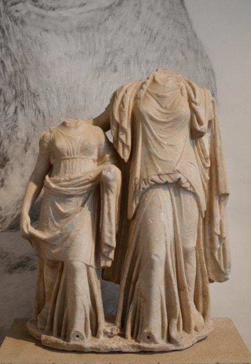 greek-museums: Archaeological Museum of Thessaloniki: Group with Demeter and Kore from a sanctuary a
