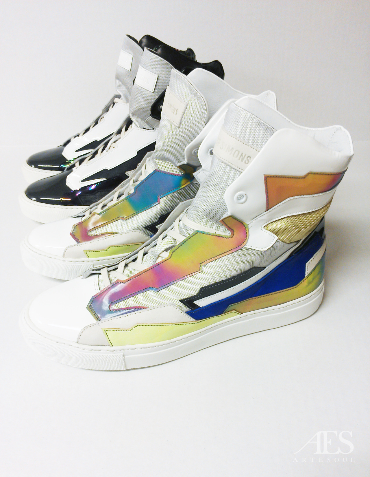 overdeauxis:  Follow Overdeauxis, The Streetfashion Bible! 