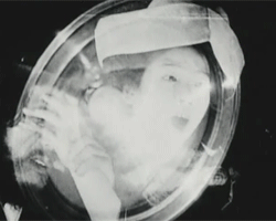 aozoramusume:  A Page of Madness (Teinosuke Kinugasa, 1926) 