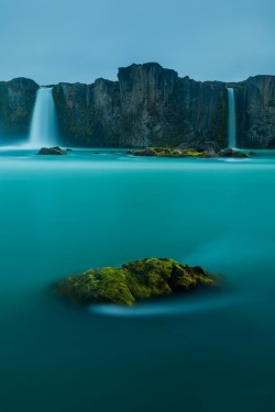 outdoors-photography:  Waterfalls in Iceland