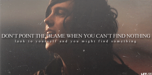 matchbookflames:  Sleeping with sirens//Roger rabbit