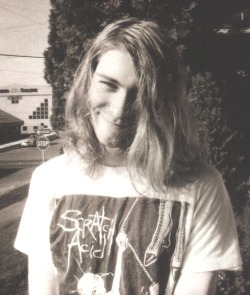 storedeepinsideme:   Kurt Cobain at Pear Street, Olympia, Washington, US. (1988)   Photograph by Tracy Marander 