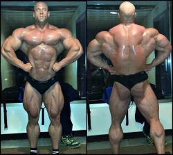 arpeejay:  Petar Klancir rocking a huge back