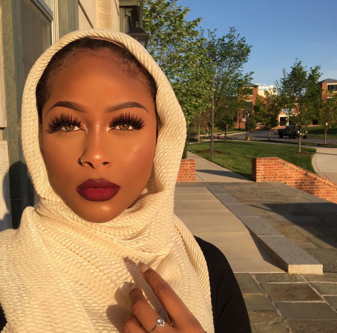 richgirl-mentality:  tamperedemotions:  Brows giving me liiifffeeeee 👏🏽😫🙌🏽