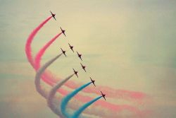 Color Airplanes En We Heart It. Http://Weheartit.com/Entry/69029030/Via/Luli_Carlomagno